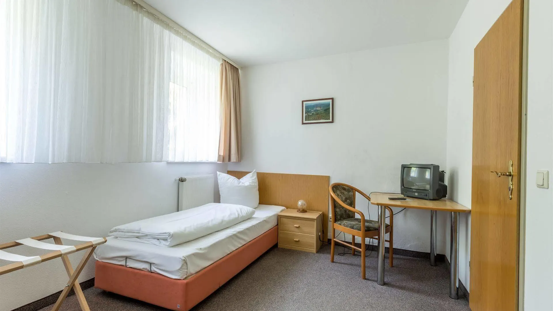 **  Hotel Heidenschanze Drezno Niemcy